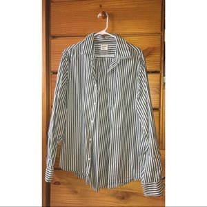 Old Navy stripped button down shirt